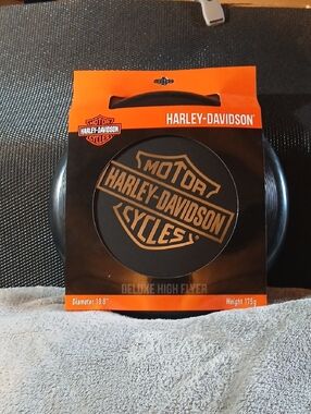 NWT Harley-Davidson Black and Orange Deluxe High Flyer Disc